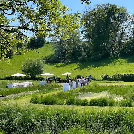10 Etangs, Nature Et Architecture, 6-8p * Florennes